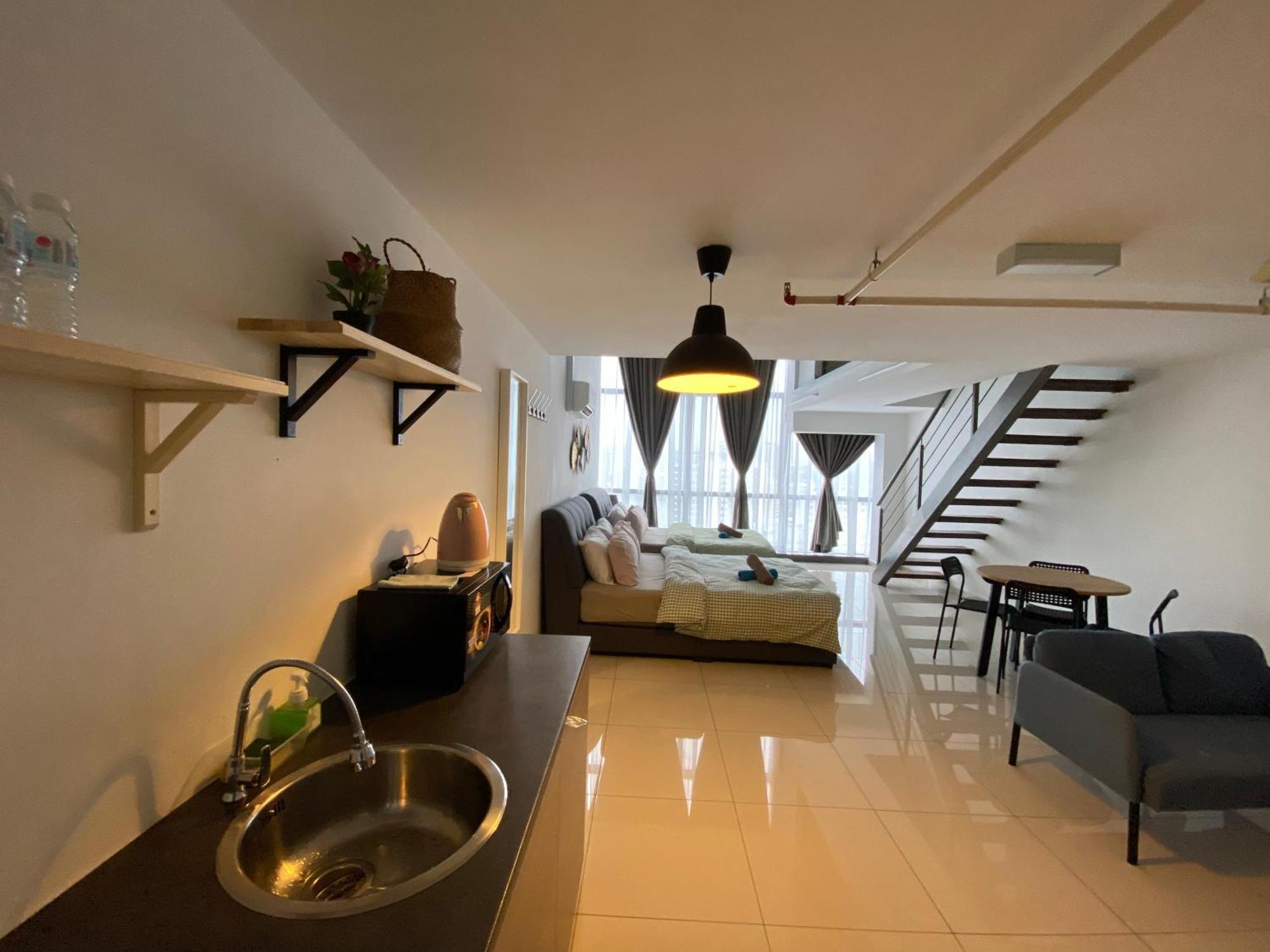 Chrisenbel Suites - Pinnacle PJ Petaling Jaya Extérieur photo