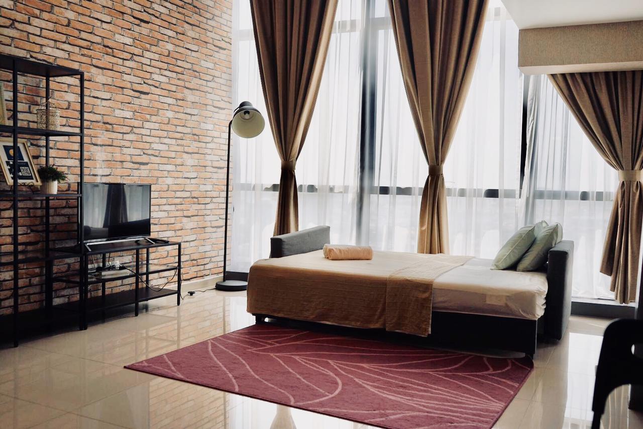 Chrisenbel Suites - Pinnacle PJ Petaling Jaya Extérieur photo