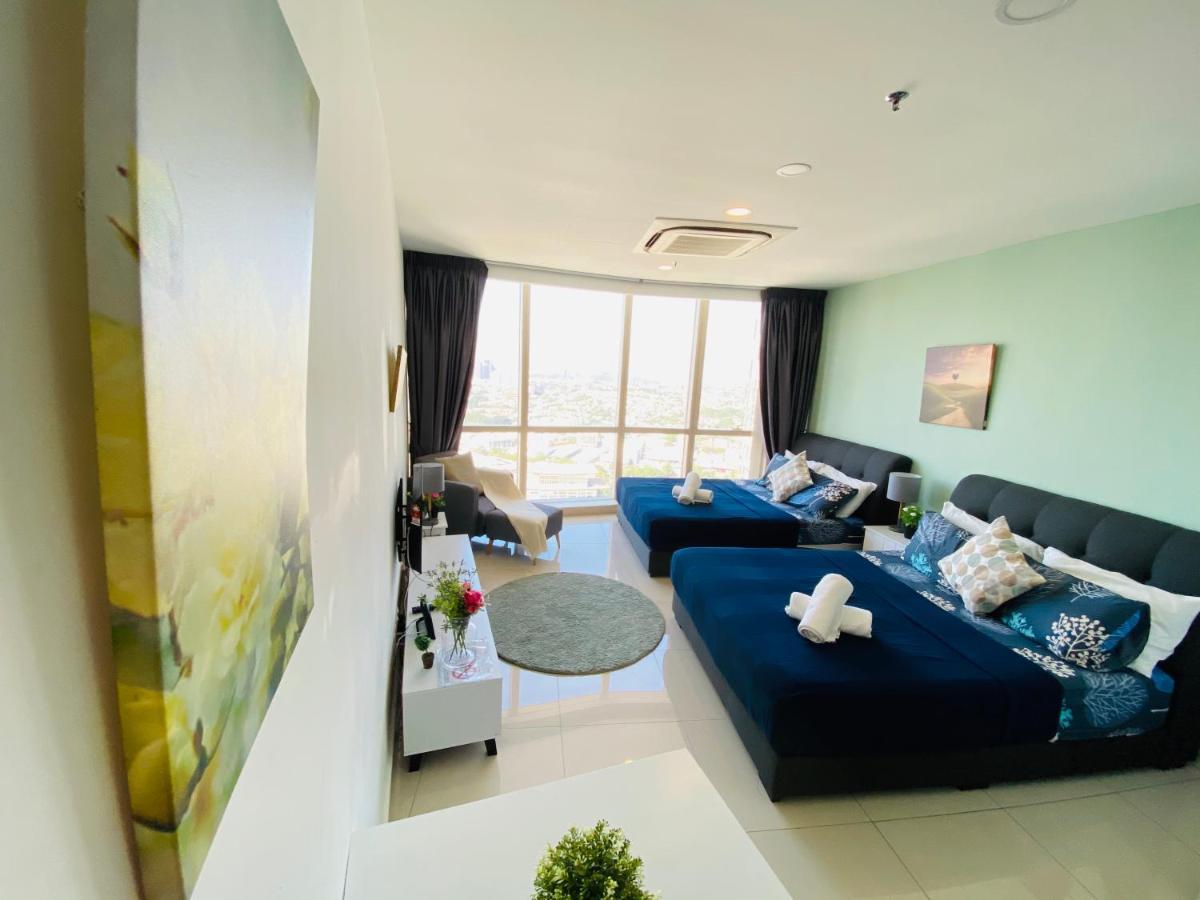 Chrisenbel Suites - Pinnacle PJ Petaling Jaya Extérieur photo