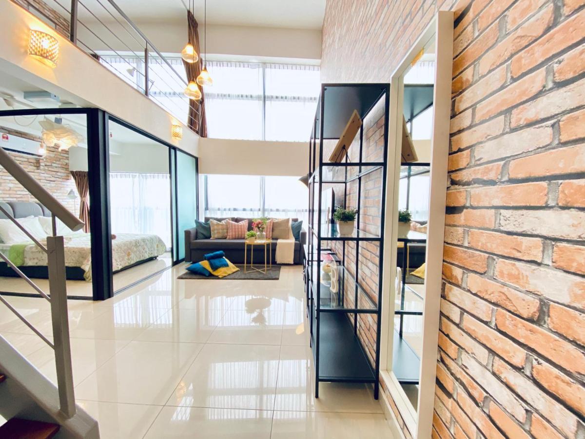 Chrisenbel Suites - Pinnacle PJ Petaling Jaya Extérieur photo