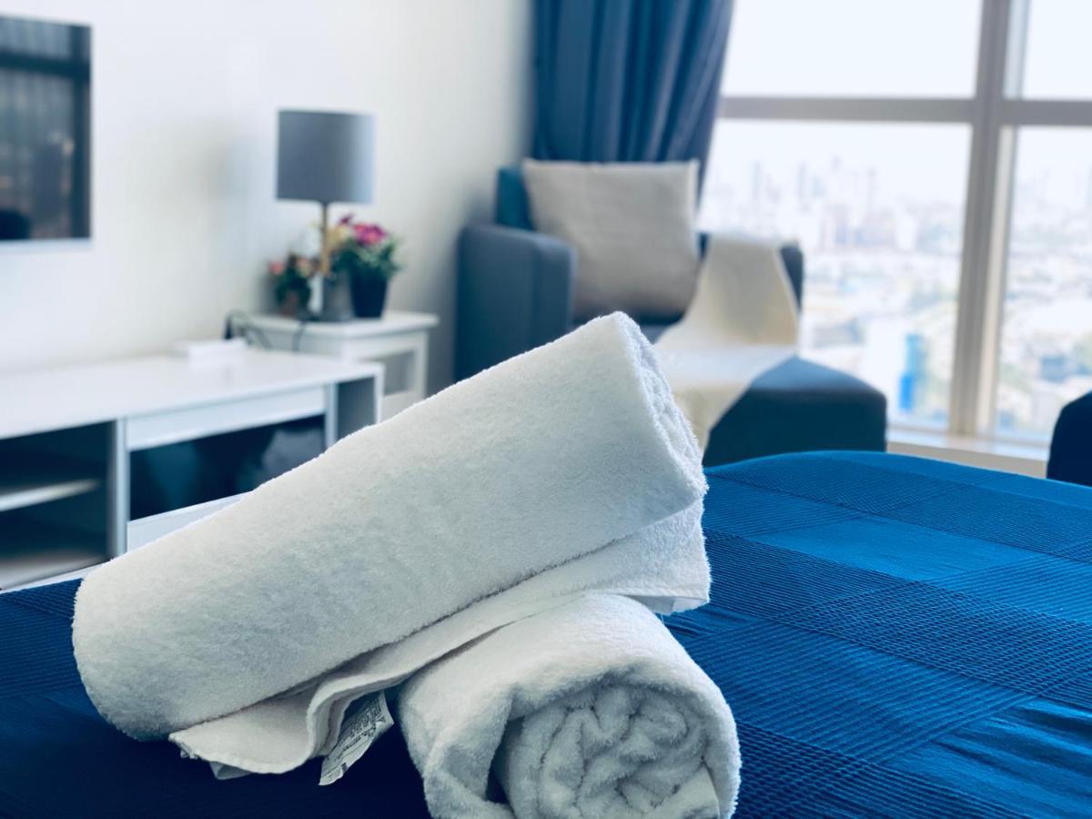 Chrisenbel Suites - Pinnacle PJ Petaling Jaya Extérieur photo